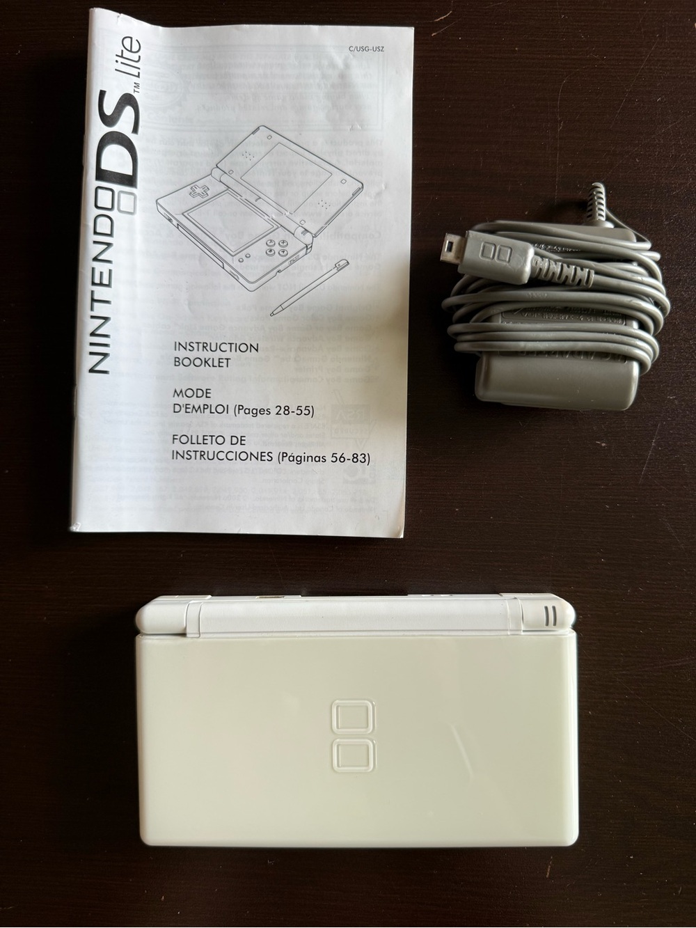 Nintendo DS Lite Handheld in White with Manual & Charger